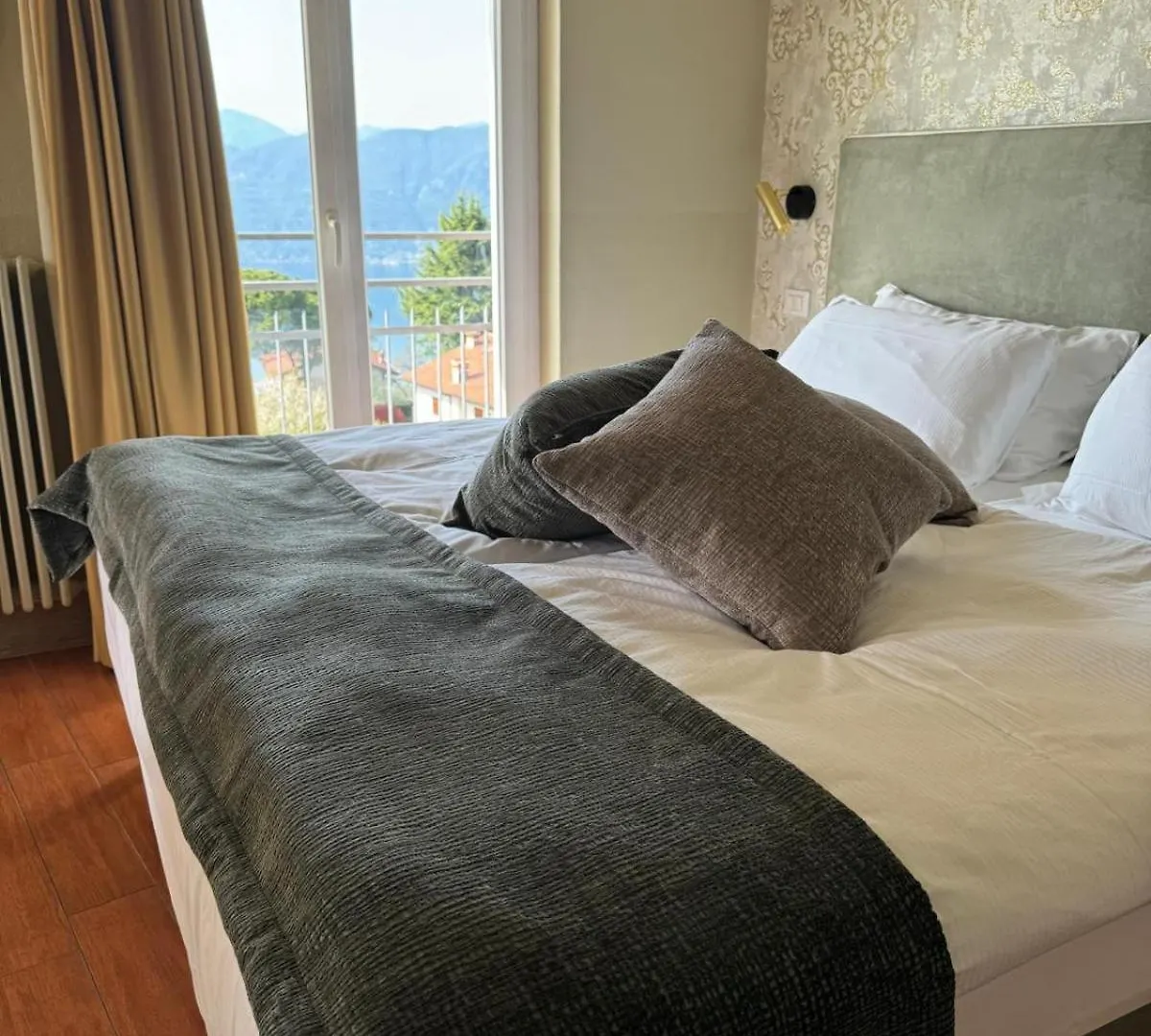 Hotel Bellavista Сан-Дзено-ди-Монтанья