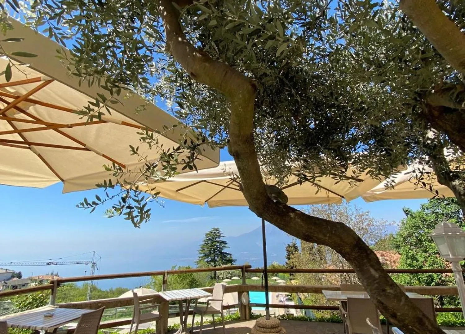 Hotel Bellavista San Zeno di Montagna 3*,  Ιταλία
