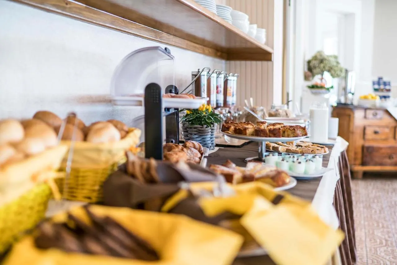 Hotel Bellavista San Zeno di Montagna Ιταλία